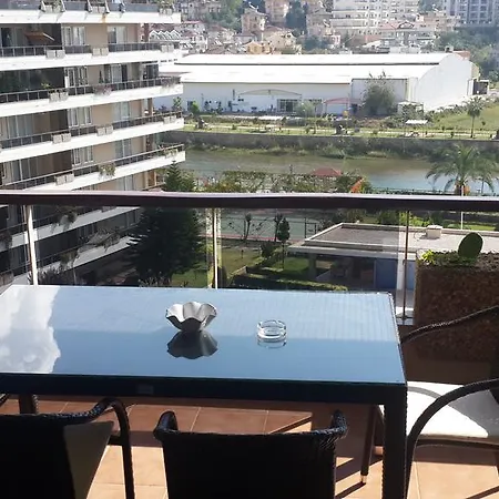 Riverside Апартаменты